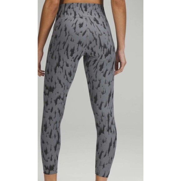Lululemon InStill High-Rise 25" ThreeD Camo Jacquard Asphalt Grey Black Size 10 - Picture 2 of 11